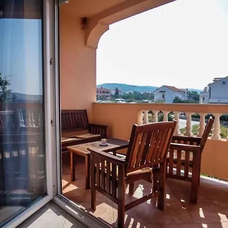 Apartment Barbat 5 *