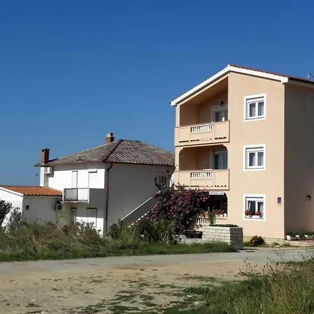 Barbat 5 Apartment