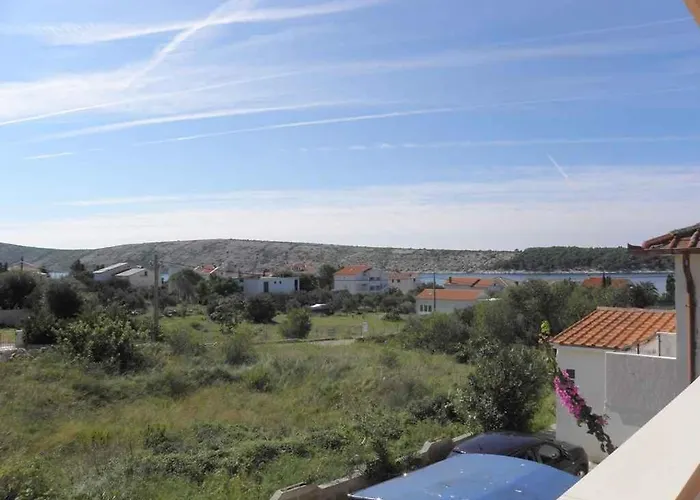 Barbat 5 شقة Barbat na Rabu